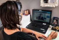 Le gouvernement appelle au télétravail 5 jours sur 5 quand c'est possible