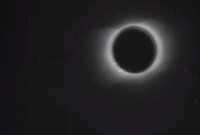 À quoi ressemblait une éclipse solaire en 1900 ?