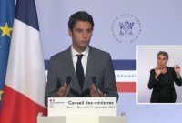 Covid : un assouplissement sur le port du masque, pas sur le pass sanitaire