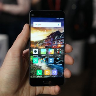 Prise en main du Xiaomi Mi 5, sophistiqué et réussi