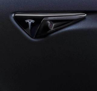 Tesla : les anciennes voitures devront changer de caméra pour la conduite autonome