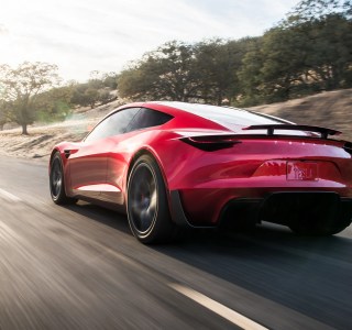 Tesla Roadster : 0 à 100 km/h en 1,1 seconde, un chrono fou qui se confirme