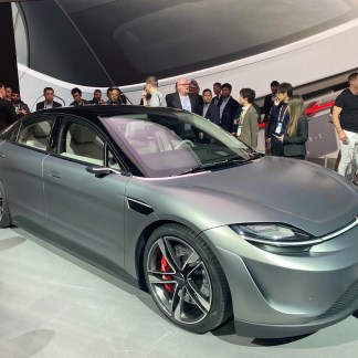 On a vu l’auto Sony Vision-S au CES 2020 (et on est prêts à la conduire)