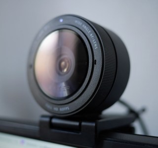 Test de la Razer Kiyo Pro : une webcam idéale dans l&rsquo;ombre et l&rsquo;indifférence