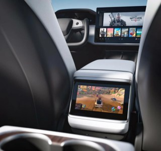 Model S Plaid : interface, espace, système audio, comment Tesla a pimpé son habitacle