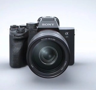 Sony A7 IV officialisé : un boîtier idéal pour la photo, mais aussi pour la vidéo