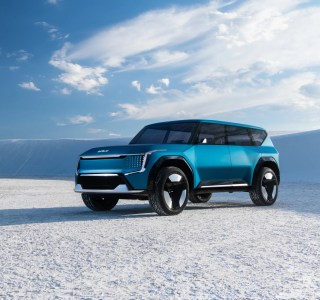Kia Concept EV9 : voici le très gros SUV 100 % électrique aux lignes futuristes
