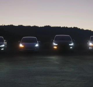 Comment la personnalisation du Light Show de Tesla prouve que ces voitures sont des voitures de geek
