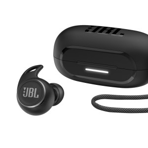 JBL lance une paire d’écouteurs pour le gaming sur PC et trois paires d’écouteurs Bluetooth avec ANC