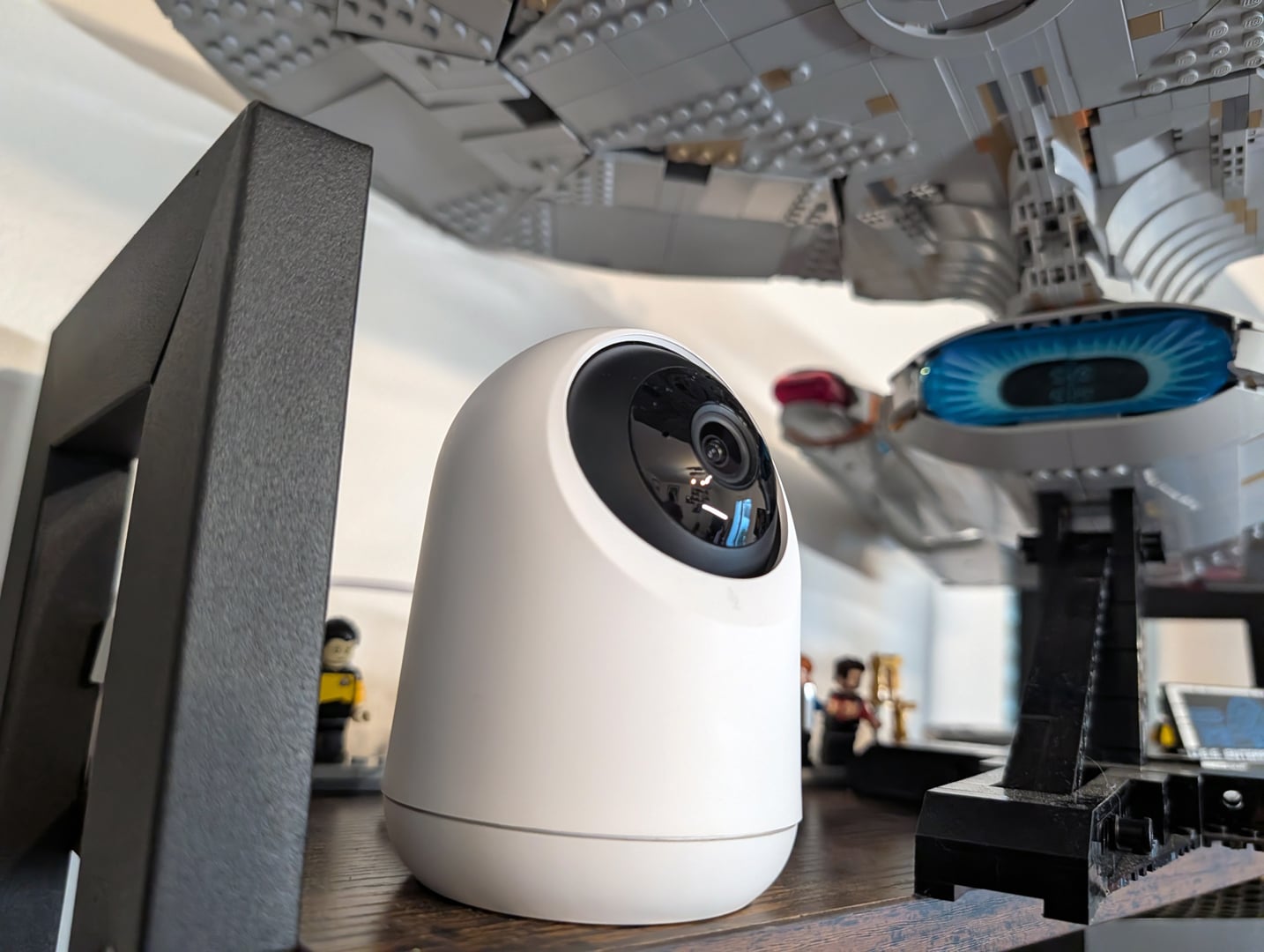 J&rsquo;ai testé cette caméra 360° de SwitchBot à 80 euros et elle tient presque toutes ses promesses