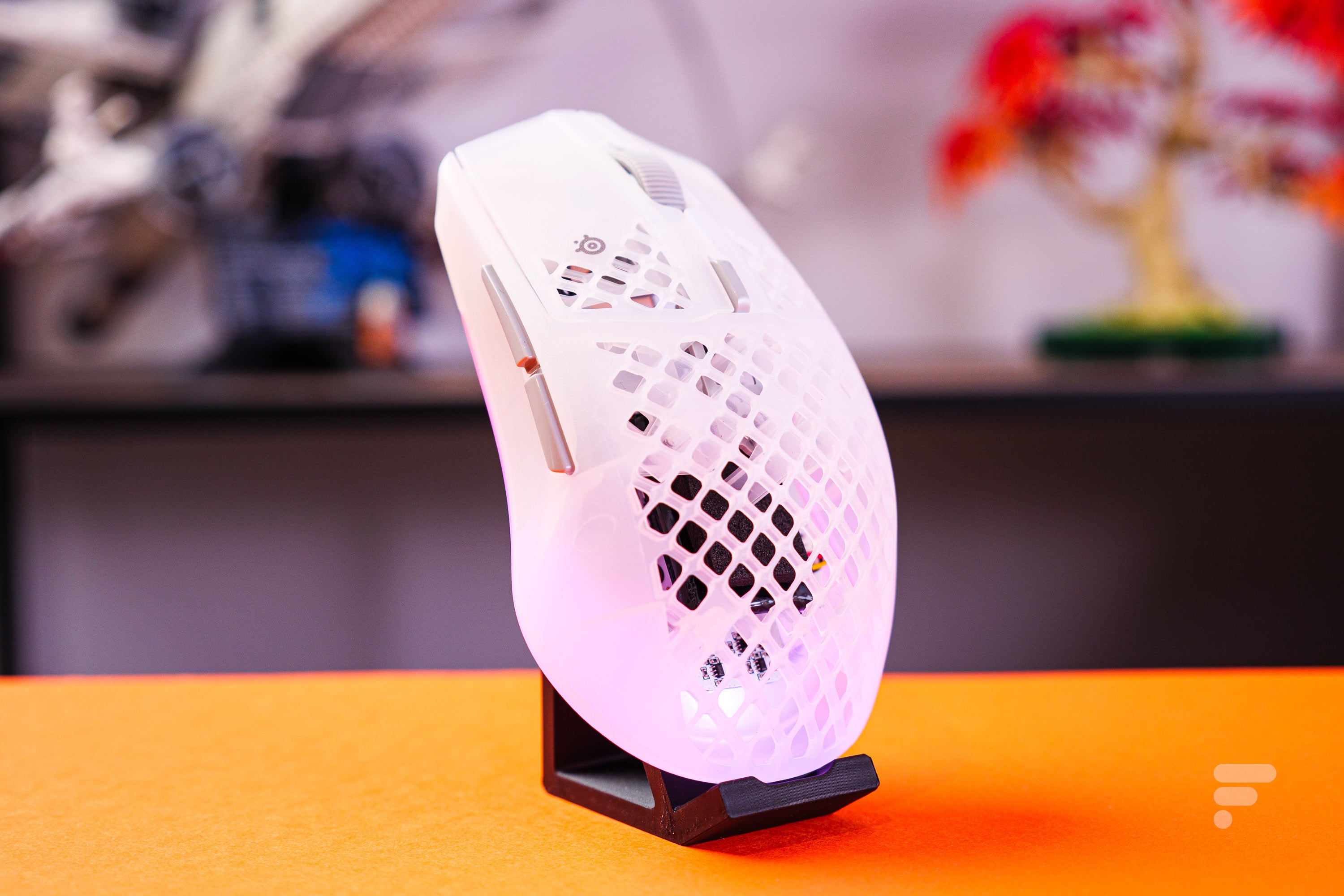 Test SteelSeries Aerox 3 Wireless Gen 2 : une évolution en douceur