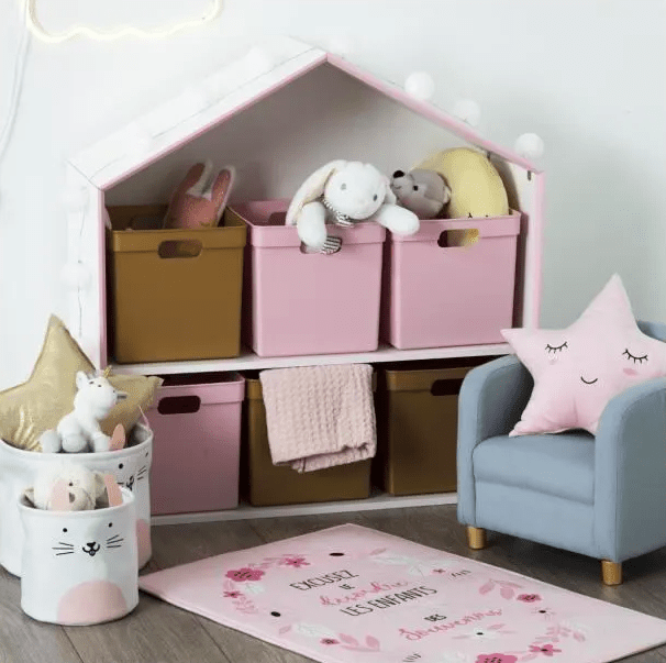 Meuble étagère à deux niveaux en forme de petite maison – 83€40 106,50 €