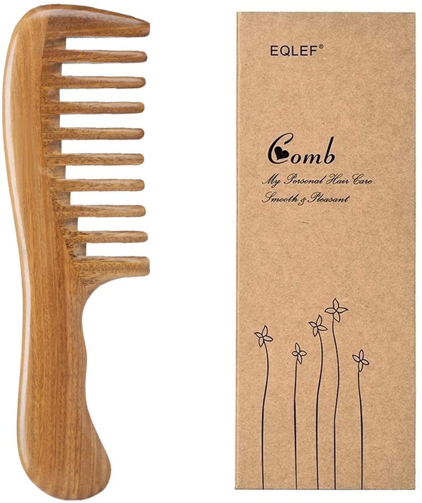 Voici pourquoi les cheveux deviennent parfois « mousseux » (et comment les soigner)