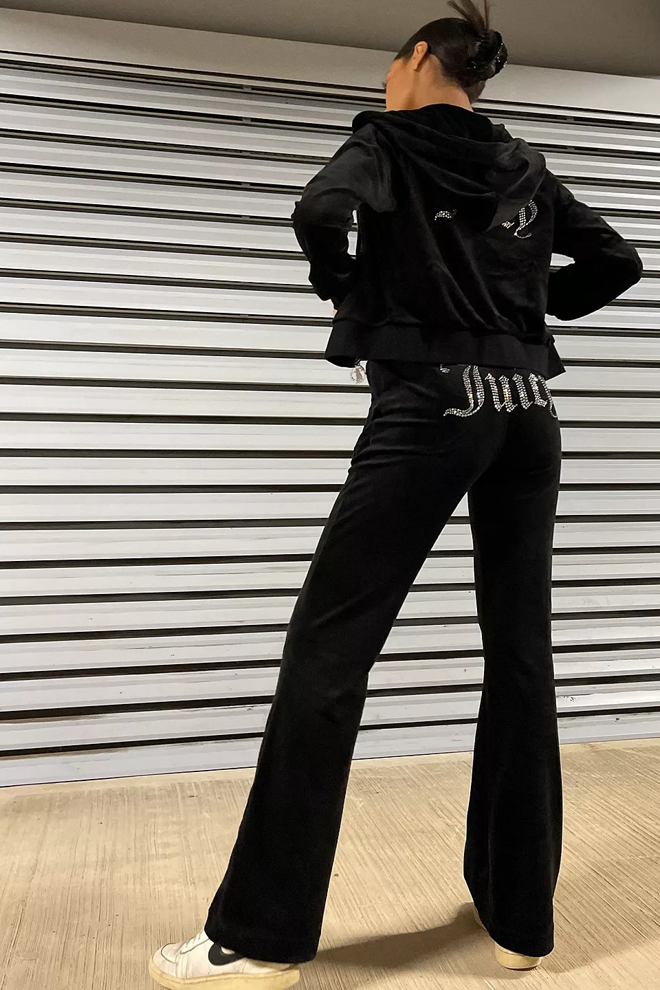 Alerte Y2K : 5 joggings peau de pêche que Paris Hilton trouverait « hot »