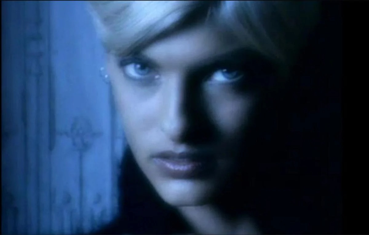 Linda Evangelista dans le clip Freedom! ’90 de George Michael, réalisé par David Fincher en 1990