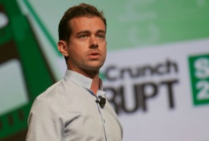 Algorithmes, surveillance des contenus : les élus américains auditionneront le patron de Twitter